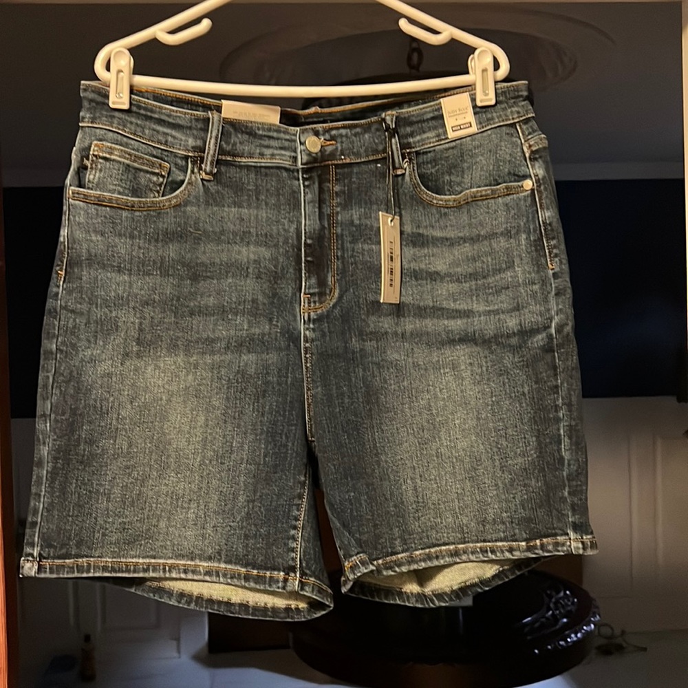 Judy blue shorts